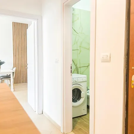 Διαμέρισμα Voyager Superior Golem (Tirana)