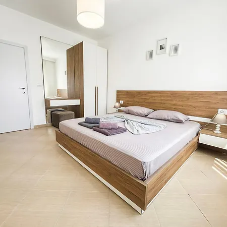 Voyager Superior Διαμέρισμα Golem (Tirana)