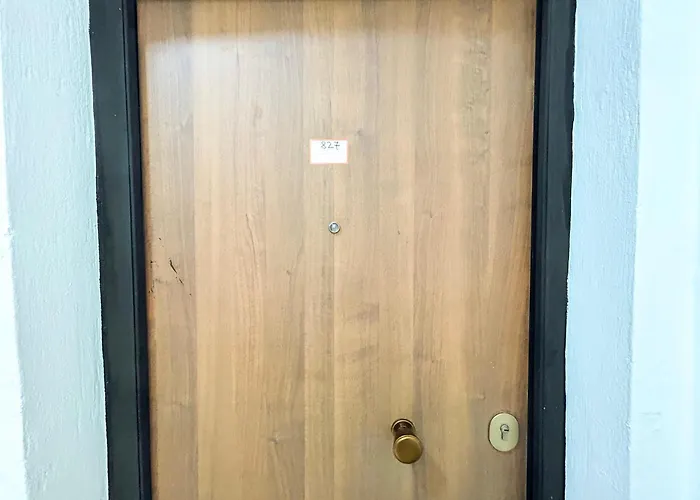 Apartment Voyager Superior Golem (Tirana)